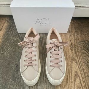 AGL Sneakers. Made in Italy. Size 39